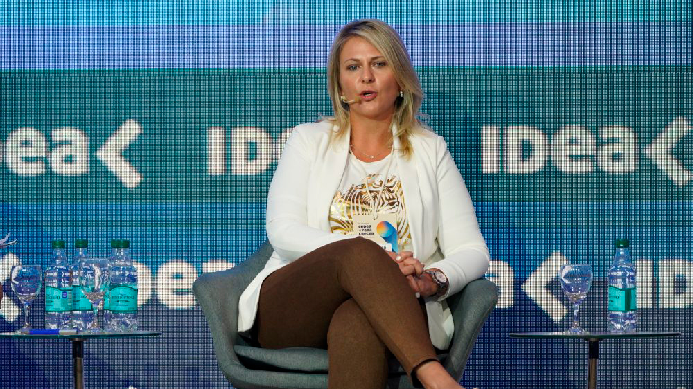 IVANA CAVIGLIASSO, LUXURY SPEAKER AT ENDEAVOR.